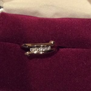 Gold diamond ring/band